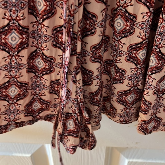 Hollister romper - Picture 5 of 6